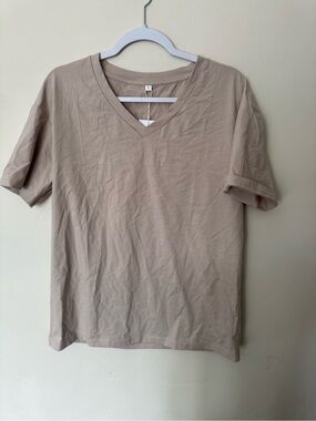 NWT Athmile V-Neck Short Sleeve Shirt - Taupe